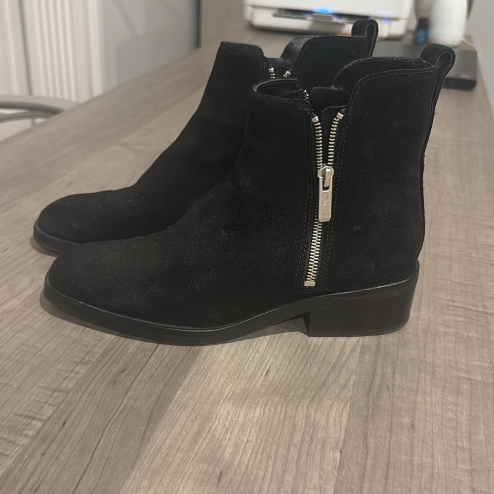 Phillip Lim size 8 black suede flat boots. Work maybe twice.